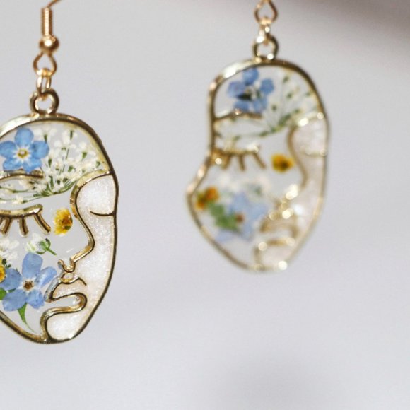 Hand Crafted Jewelry - Blue Flower Resin Face Earrings- Handmade Earrings- Real Flower Earrings